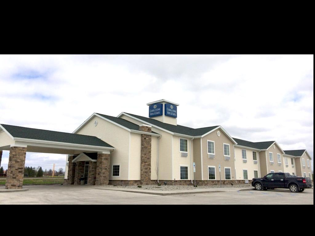 Amerivu Inn And Suites - Crookston Exterior photo